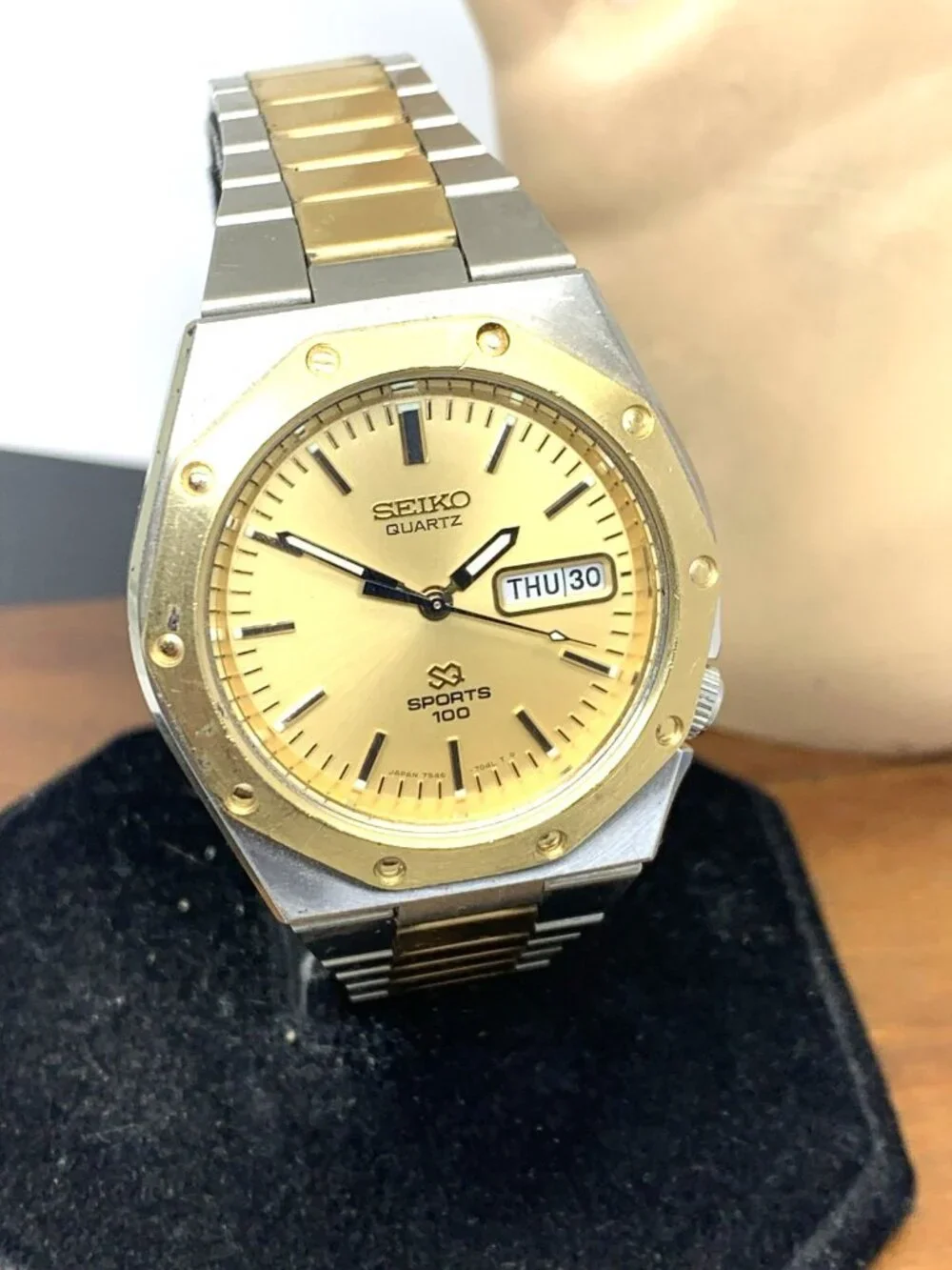 Seiko Sports 100 Men's Watch 7546-7039 Vintage Quartz Day Date 2-Tone Steel 39mm